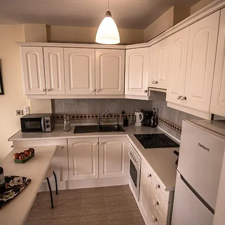 The Heights Sunny Terrace Apartmán *